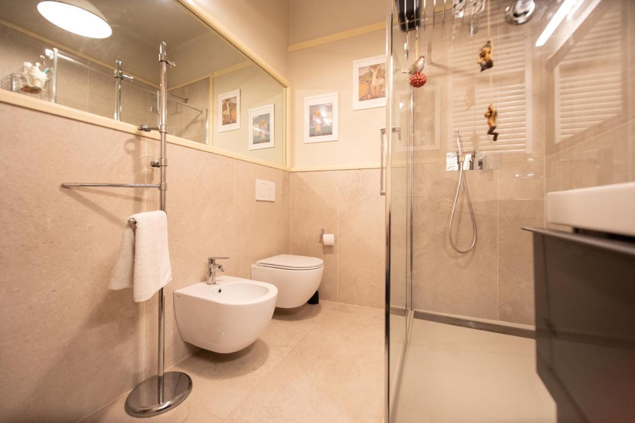 Residenza Al Pavone Luxury With Terrace Lägenhet Lucca Exteriör bild