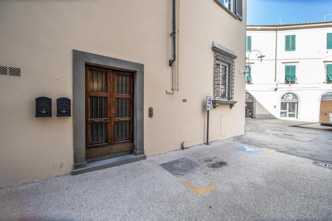 Residenza Al Pavone Luxury With Terrace Lägenhet Lucca Exteriör bild